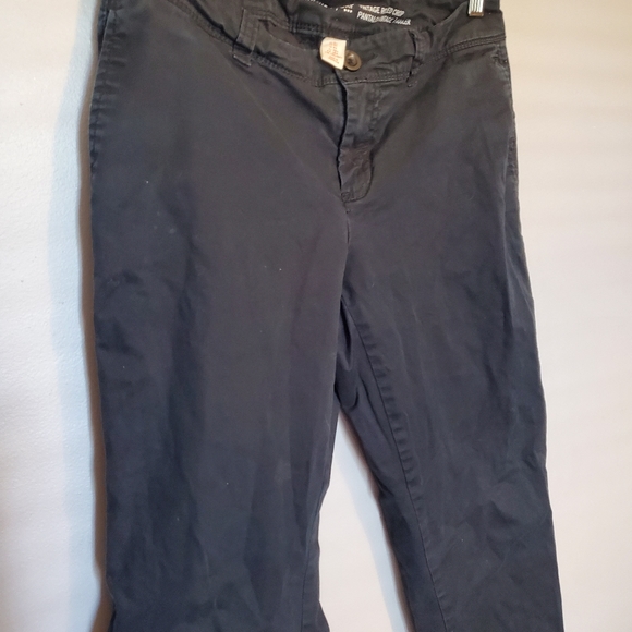 GAP Faded Black Khakis Vintage Rolled Crop Pants - Size 0R - Picture 4 of 13